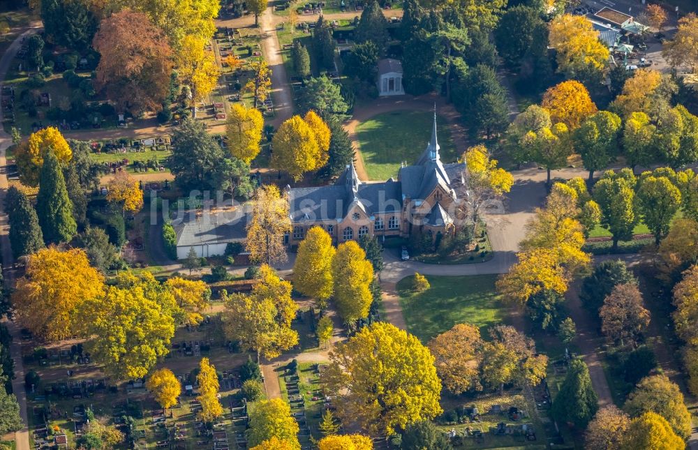 Düsseldorf von oben - Kirchengebäude der Kapelle in Düsseldorf im Bundesland Nordrhein-Westfalen, Deutschland