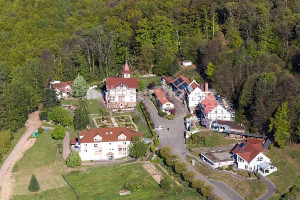 Luftbild Lobsann - Kirchengebäude der Kapelle im Ortsteil Marienbronn in Lobsann in Grand Est, Frankreich