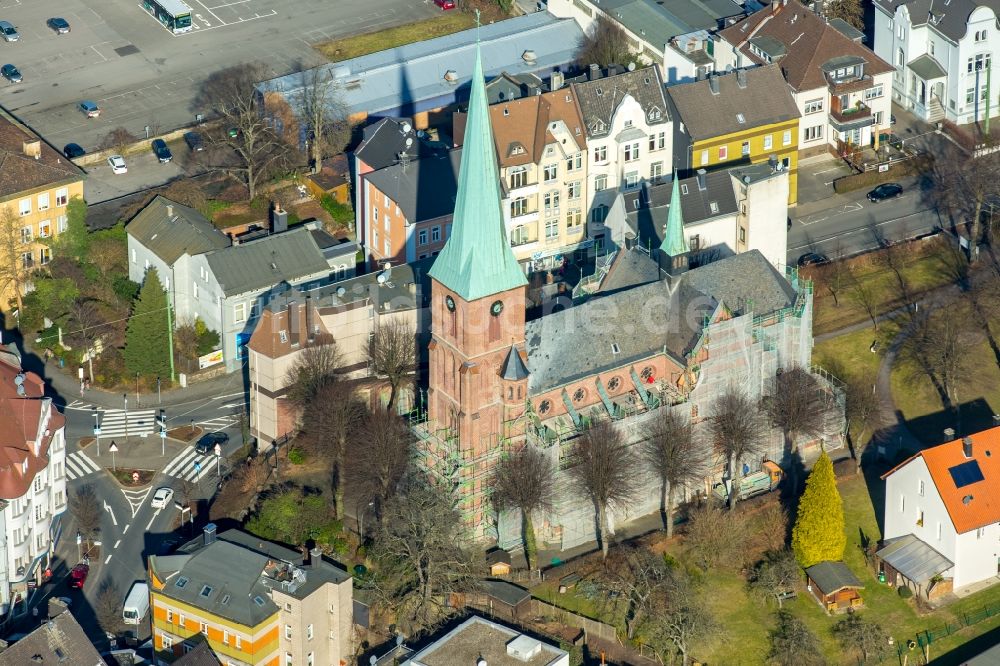 Hagen von oben - Kirchengebäude der katholische Kirche St. Bonifatius in Hagen im Bundesland Nordrhein-Westfalen