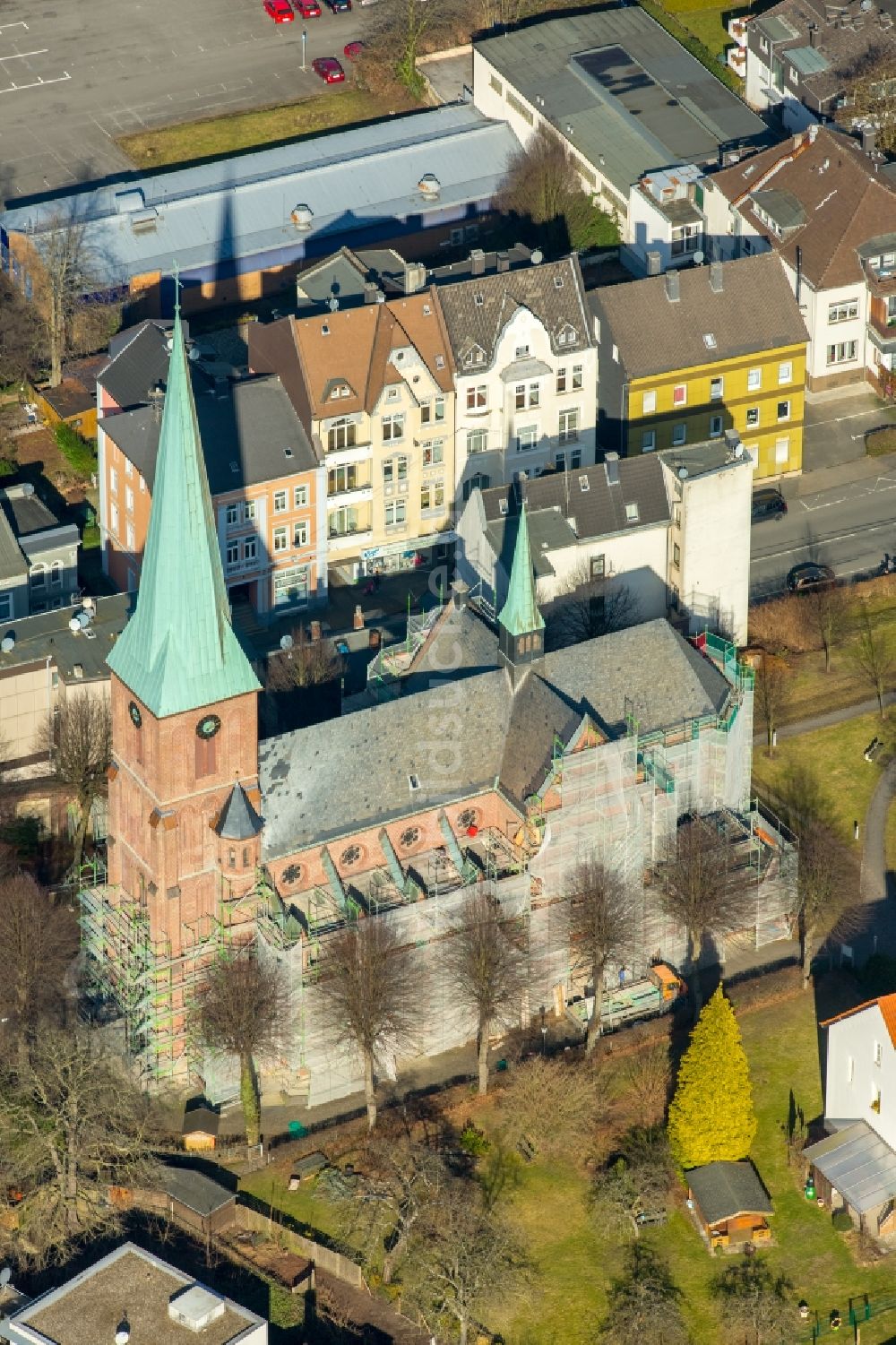 Hagen aus der Vogelperspektive: Kirchengebäude der katholische Kirche St. Bonifatius in Hagen im Bundesland Nordrhein-Westfalen