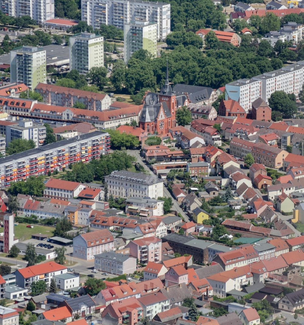 Luftbild Schwedt/Oder - Kirchengebäude der Katholischen Kirche in Schwedt/Oder im Bundesland Brandenburg, Deutschland