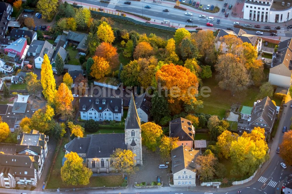 Luftbild Herdecke - Kirchengebäude vom Katholischen Pfarramt St. Philippus und Jakobus in Herdecke im Bundesland Nordrhein-Westfalen