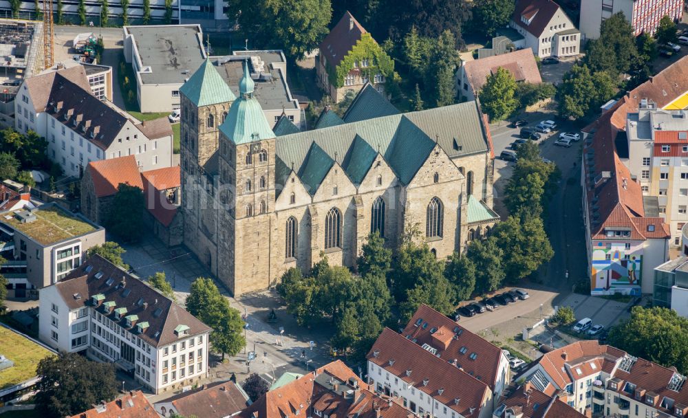 Luftbild Osnabrück - Kirchengebäude der Kirche St. Johann in Osnabrück im Bundesland Niedersachsen, Deutschland