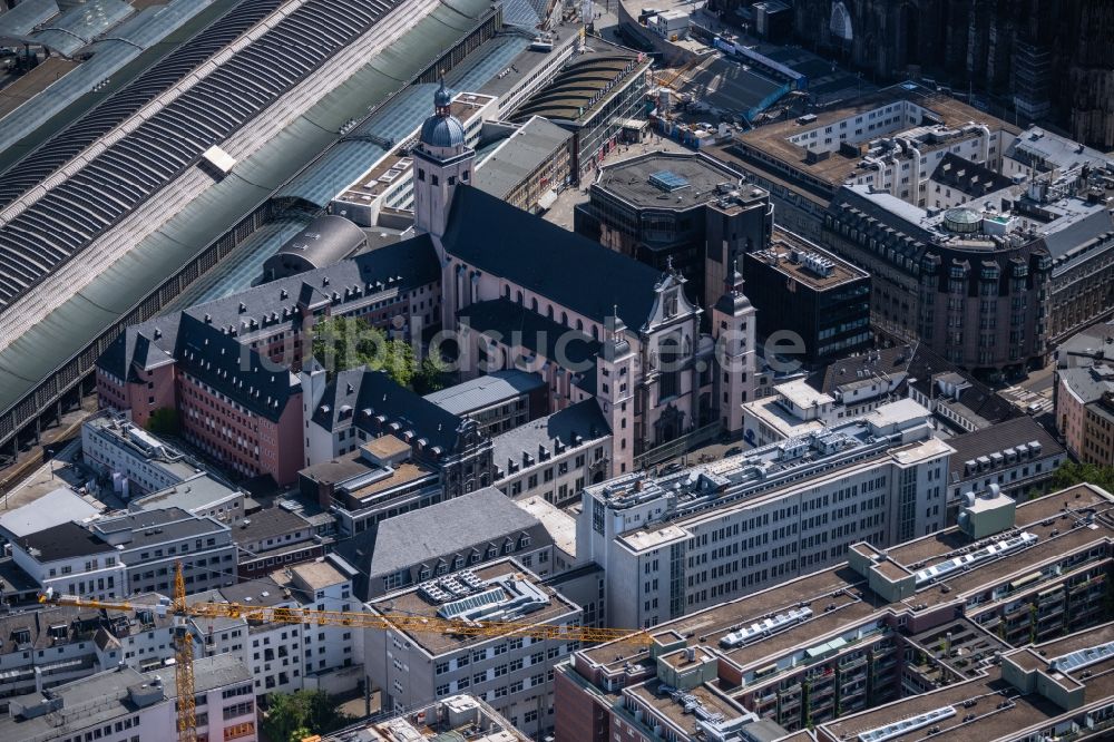 Köln von oben - Kirchengebäude Kirche Mariä Himmelfahrt in der Marzellenstraße in Köln im Bundesland Nordrhein-Westfalen, Deutschland