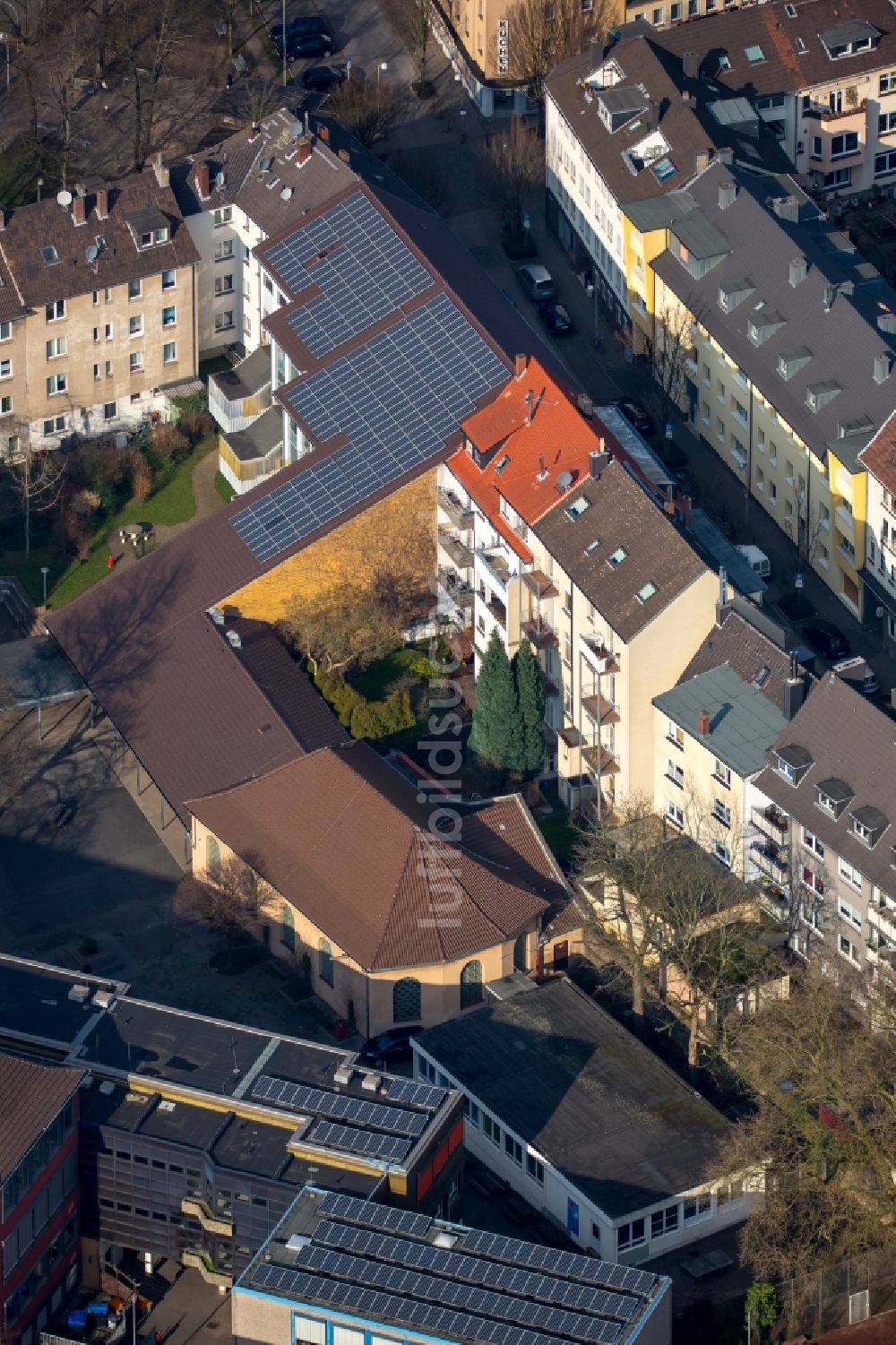 Luftaufnahme Witten - Kirchengebäude des Kreiskirchenamtes Hattingen Witten in Witten im Bundesland Nordrhein-Westfalen