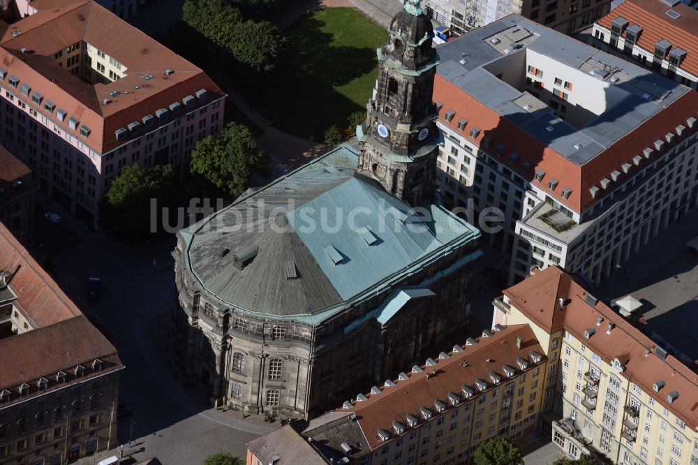 Luftbild Dresden - Kirchengebäude der Kreuzkirche Dresden An der Kreuzkirche in Dresden im Bundesland Sachsen