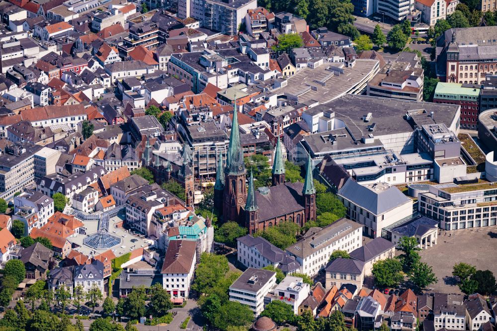 Luftbild Oldenburg - Kirchengebäude St. Lamberti in Oldenburg im Bundesland Niedersachsen, Deutschland