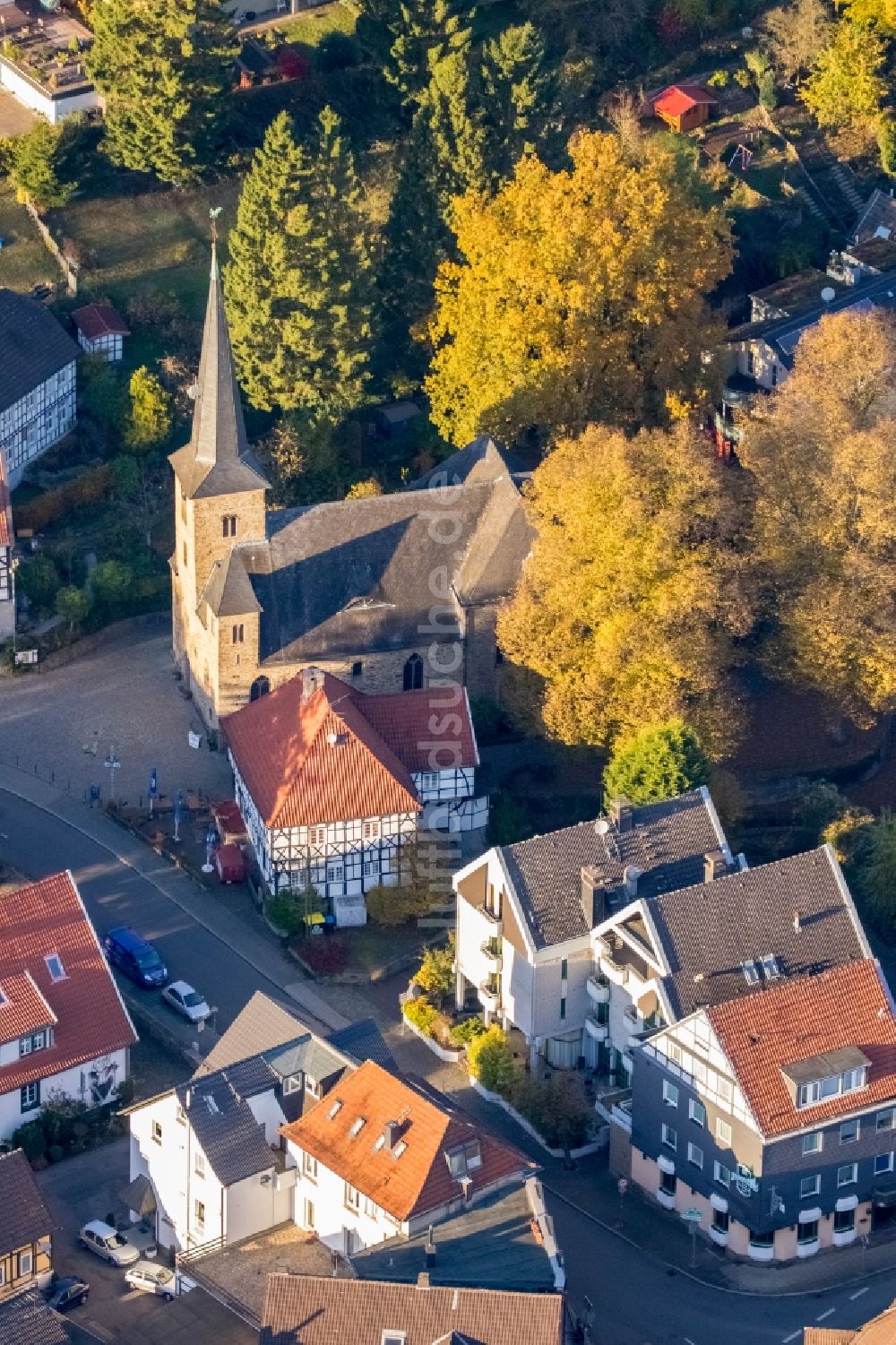 Luftaufnahme Wetter (Ruhr) - Kirchengebäude der St. Liborius Kirche Wengern in Wetter (Ruhr) im Bundesland Nordrhein-Westfalen