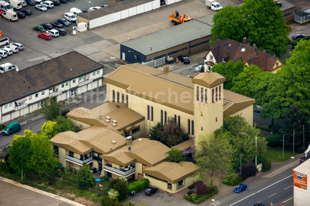 Gevelsberg von oben - Kirchengebäude der Liebfrauenkirche in Gevelsberg im Bundesland Nordrhein-Westfalen