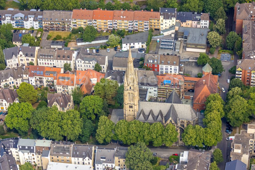 Dortmund von oben - Kirchengebäude Lutherkirche in Dortmund im Bundesland Nordrhein-Westfalen, Deutschland