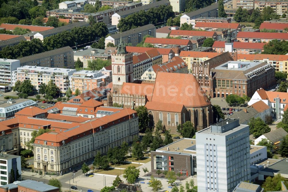 Frankfurt (Oder) aus der Vogelperspektive: Kirchengebäude der St. Marienkirche in Frankfurt (Oder) im Bundesland Brandenburg