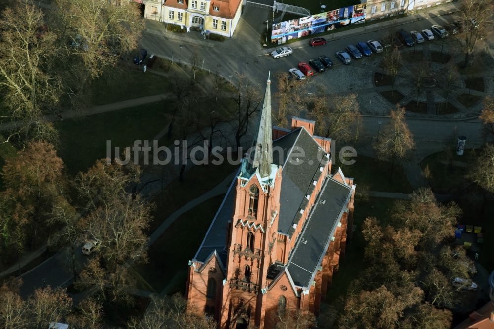 Frankfurt (Oder) aus der Vogelperspektive: Kirchengebäude der St. Marienkirche am Gertraudenplatz in Frankfurt (Oder) im Bundesland Brandenburg