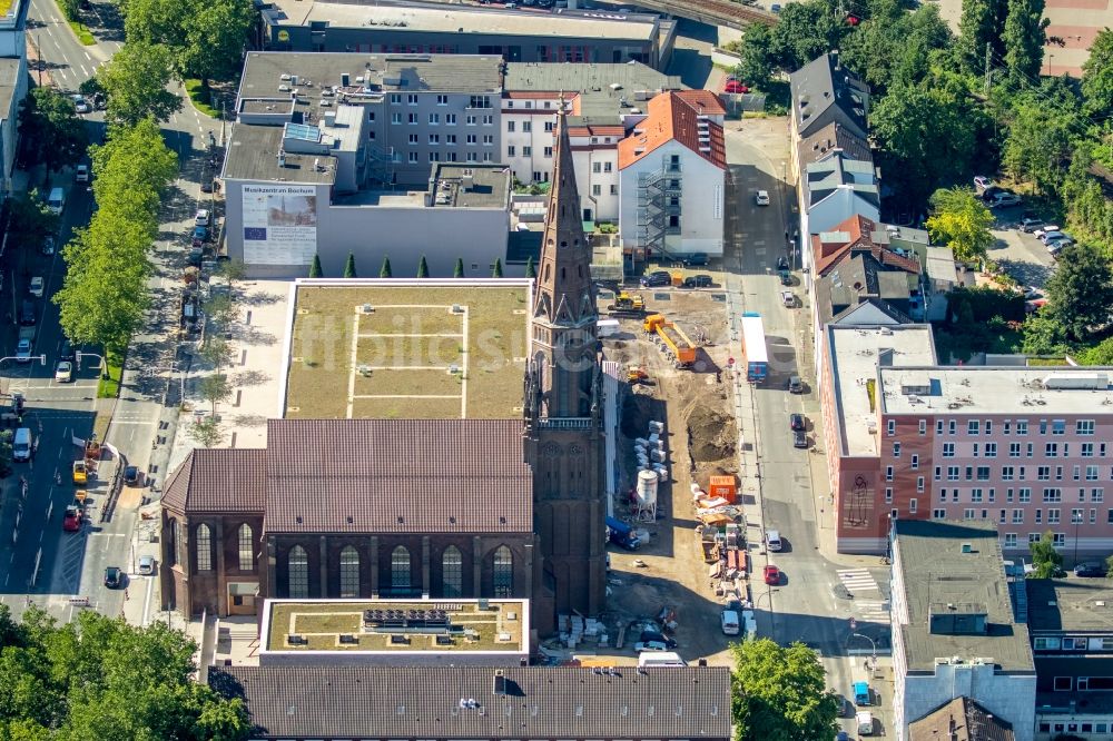 Luftaufnahme Bochum - Kirchengebäude der Marienkirche an der Viktoriastraße in Bochum im Bundesland Nordrhein-Westfalen