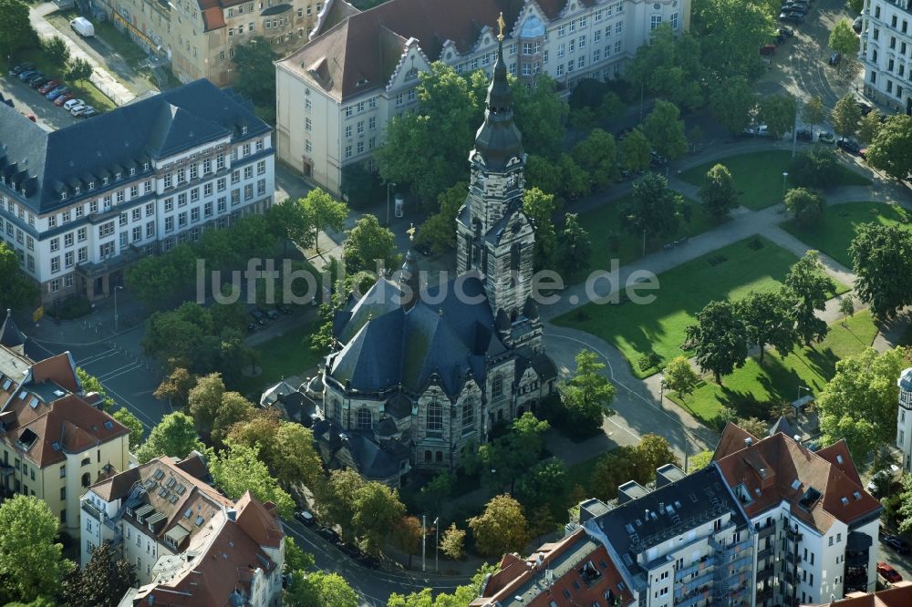 Luftaufnahme Leipzig - Kirchengebäude der Michaeliskirche am Nordplatz in Leipzig im Bundesland Sachsen, Deutschland