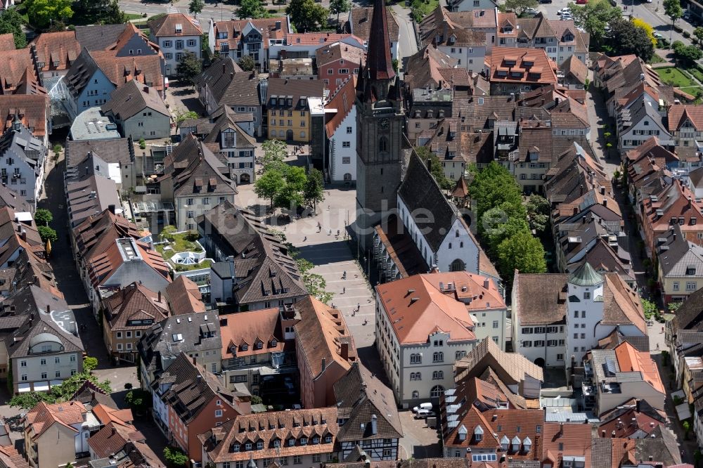 Luftaufnahme Radolfzell am Bodensee - Kirchengebäude Münster Unserer lieben Frau in Radolfzell am Bodensee im Bundesland Baden-Württemberg, Deutschland