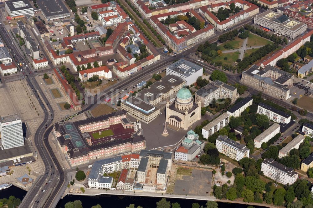 Luftbild Potsdam - Kirchengebäude der St. Nikolai in Potsdam im Bundesland Brandenburg