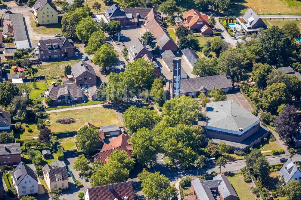 Luftbild Dorsten - Kirchengebäude St. Nikolaus Kirche in Dorsten im Bundesland Nordrhein-Westfalen, Deutschland