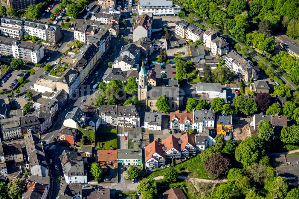 Hagen aus der Vogelperspektive: Kirchengebäude im Ortsteil Haspe in Hagen im Bundesland Nordrhein-Westfalen, Deutschland