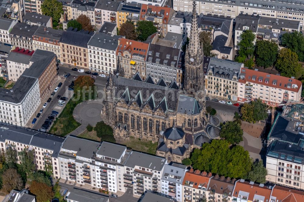 Leipzig aus der Vogelperspektive: Kirchengebäude der Peterskirche in Leipzig im Bundesland Sachsen, Deutschland