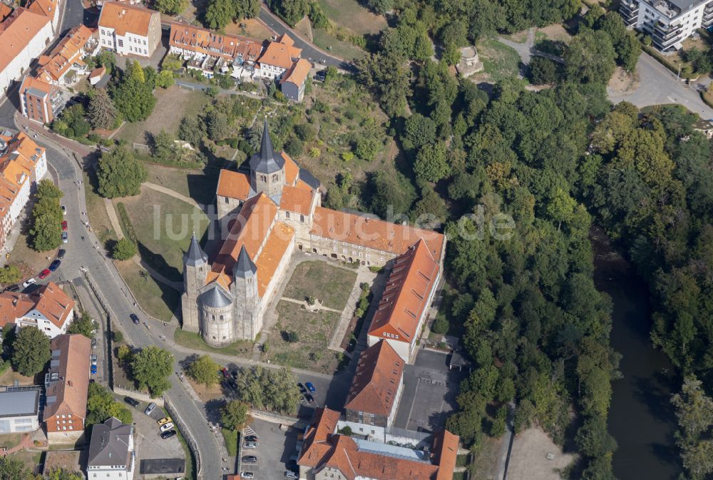 Luftbild Hildesheim - Kirchengebäude der Pfarrkirche Basilika St. Godehard in Hildesheim im Bundesland Niedersachsen, Deutschland