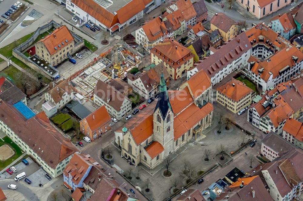 Luftaufnahme Rottweil - Kirchengebäude Rottweil im Altstadt- Zentrum in Rottweil im Bundesland Baden-Württemberg, Deutschland