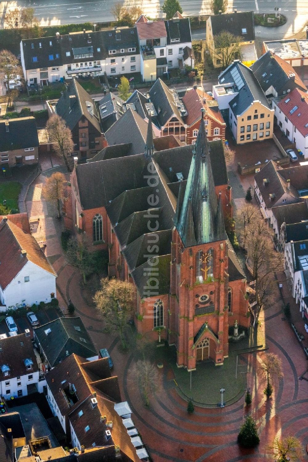 Haltern am See aus der Vogelperspektive: Kirchengebäude St.-Sixtus-Kirche im Altstadt- Zentrum in Haltern am See im Bundesland Nordrhein-Westfalen, Deutschland