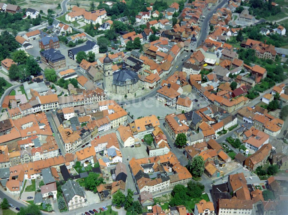 Luftbild Waltershausen - Kirchengebäude Stadtkirche in Waltershausen im Bundesland Thüringen, Deutschland