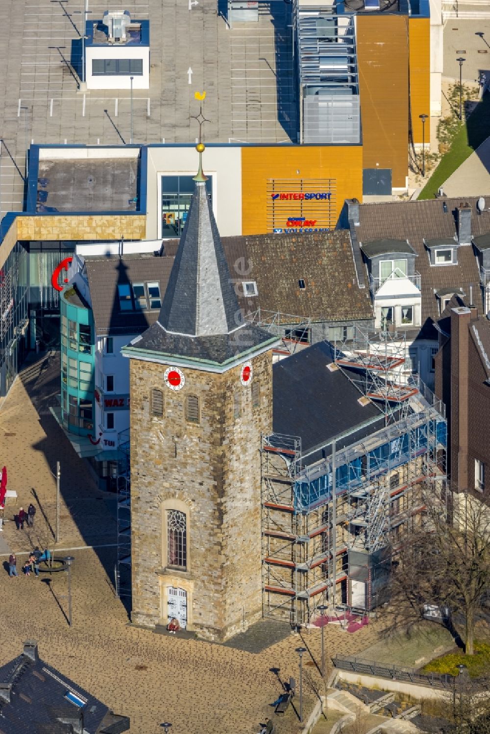 Luftbild Velbert - Kirchengebäude in Velbert im Bundesland Nordrhein-Westfalen, Deutschland