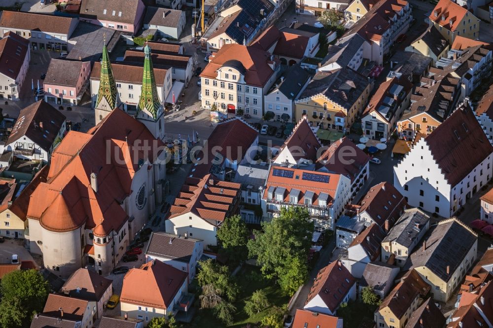 Luftbild Beilngries - Kirchengebäude St. Walburga in Beilngries im Bundesland Bayern, Deutschland