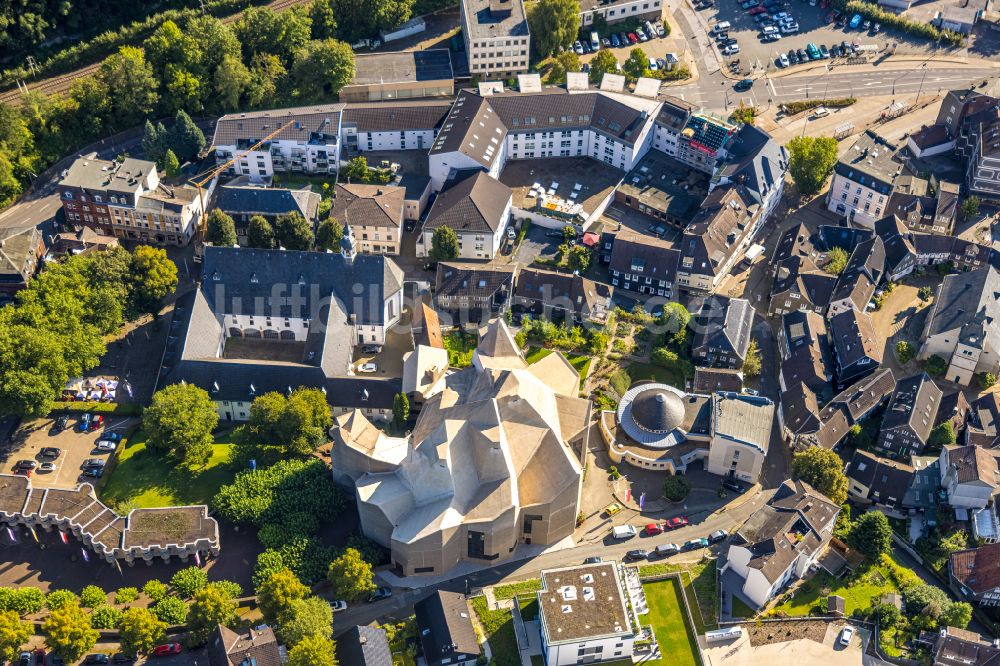 Luftbild Velbert - Kirchengebäude der Wallfahrt Neviges an der Elberfelder Straße im Ortsteil Neviges in Velbert im Bundesland Nordrhein-Westfalen