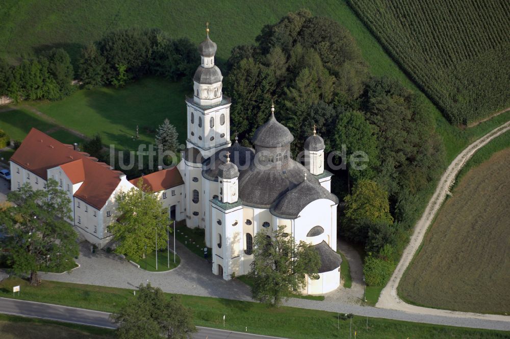 Sielenbach von oben - Kirchengebäude der Wallfahrtskirche Maria Birnbaum in Sielenbach im Bundesland Bayern, Deutschland