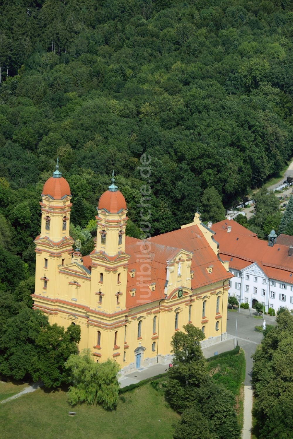 Luftaufnahme Ellwangen (Jagst) - Kirchengebäude der Wallfahrtskirche Schönenberg in Ellwangen (Jagst) im Bundesland Baden-Württemberg