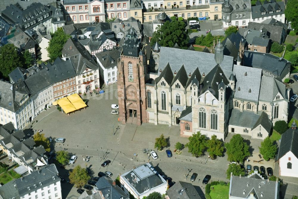 Luftaufnahme Wetzlar - Kirchengebäude Wetzlarer Dom in Wetzlar im Bundesland Hessen, Deutschland