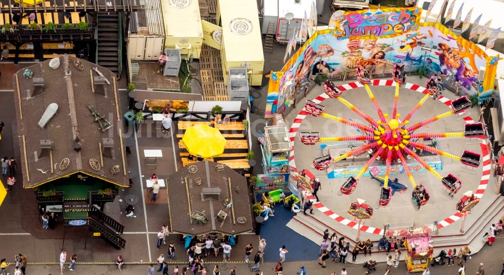 Herne von oben - Kirmes - und Rummel- Veranstaltungsgelände beim Volksfest Cranger Kirmes in Herne im Bundesland Nordrhein-Westfalen