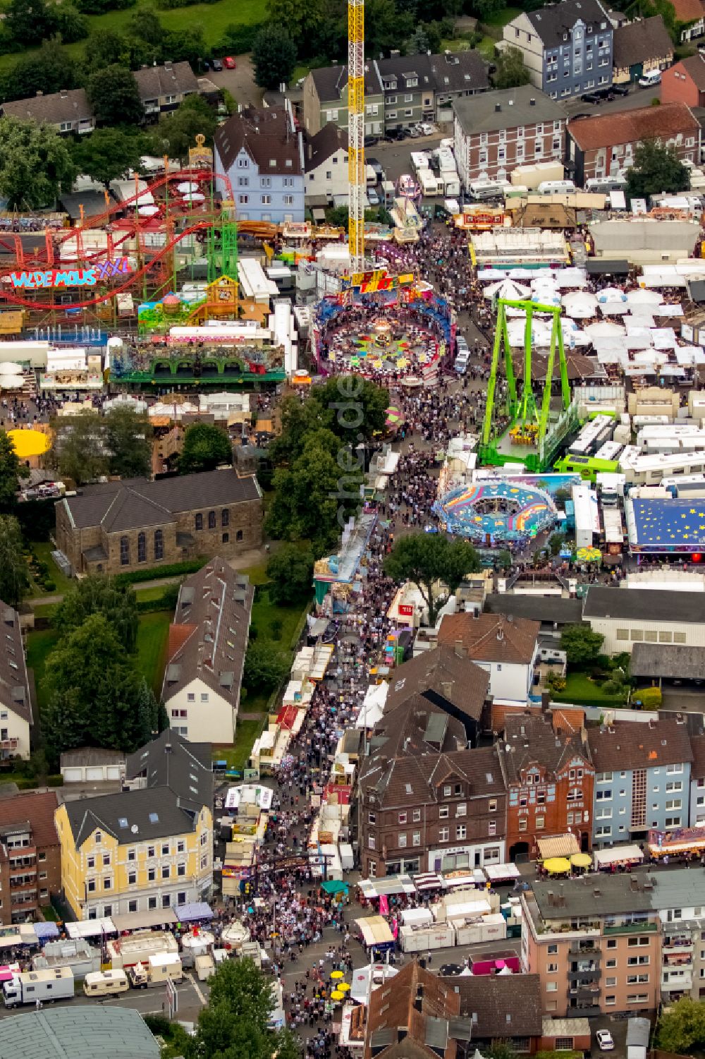 Luftbild Herne - Kirmes - und Rummel- Veranstaltungsgelände beim Volksfest Cranger Kirmes in Herne im Bundesland Nordrhein-Westfalen