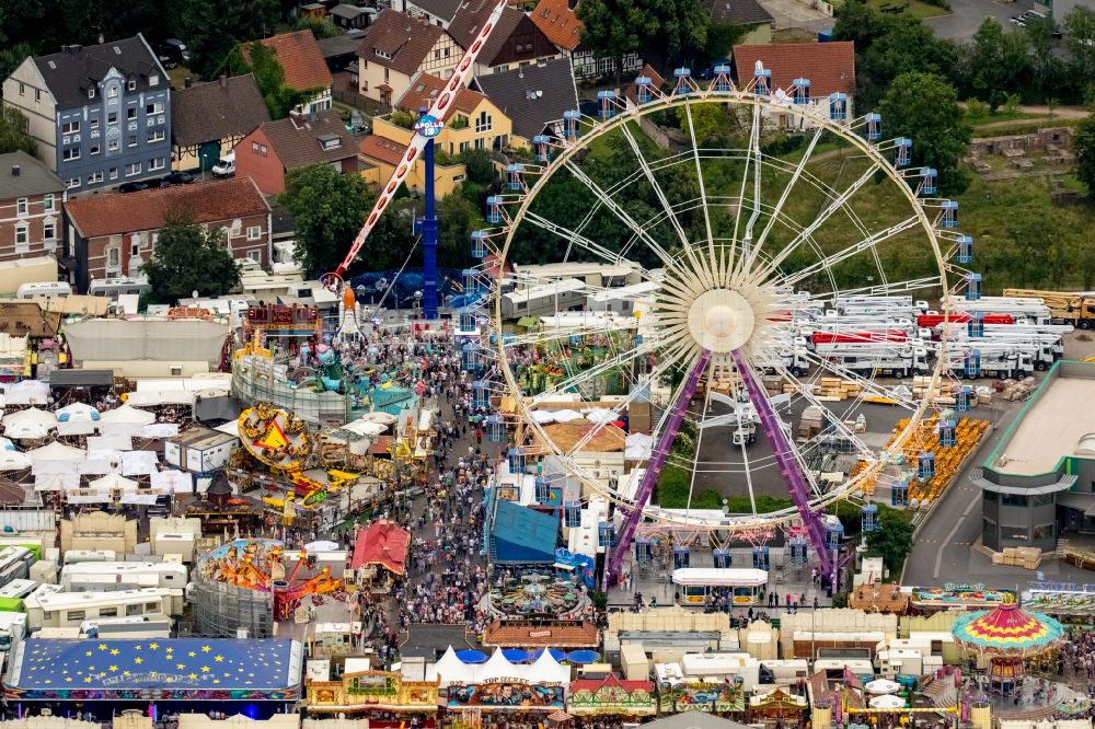 Luftaufnahme Herne - Kirmes - und Rummel- Veranstaltungsgelände beim Volksfest Cranger Kirmes in Herne im Bundesland Nordrhein-Westfalen