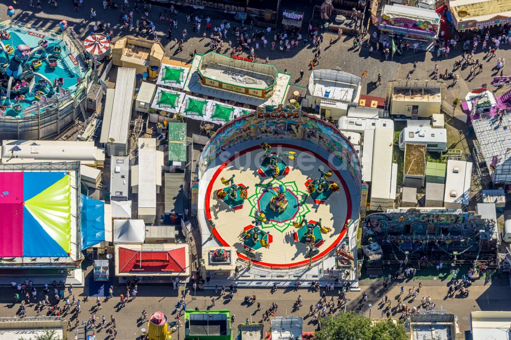 Luftaufnahme Herne - Kirmes - und Rummel- Veranstaltungsgelände beim Volksfest Cranger Kirmes in Herne im Bundesland Nordrhein-Westfalen, Deutschland