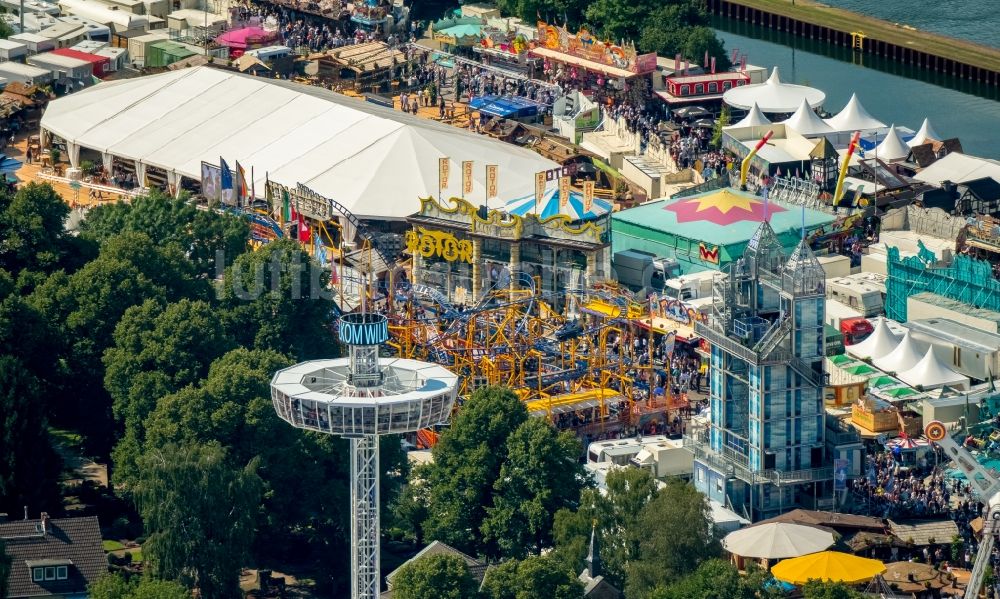 Luftbild Herne - Kirmes - und Rummel- Veranstaltungsgelände beim Volksfest Cranger Kirmes im Ortsteil Cranger in Herne im Bundesland Nordrhein-Westfalen - NRW, Deutschland