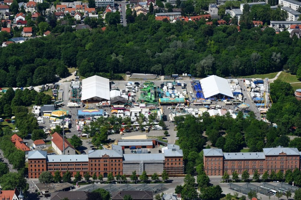 Ingolstadt von oben - Kirmes - und Rummel- Veranstaltungsgelände beim Volksfest Festplatz Dreizehnerstraße in Ingolstadt im Bundesland Bayern, Deutschland