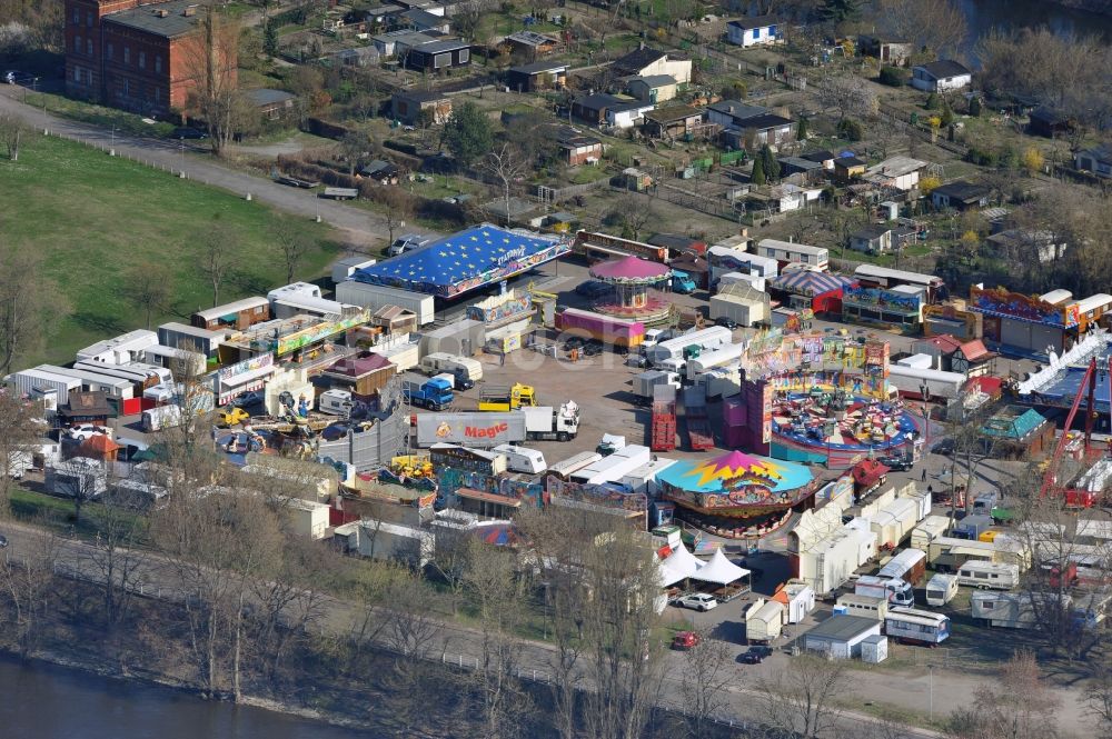 Luftbild Magdeburg - Kirmes - und Rummel- Veranstaltungsgelände beim Volksfest Frühjahrsmesse im Ortsteil Werder in Magdeburg im Bundesland Sachsen-Anhalt, Deutschland