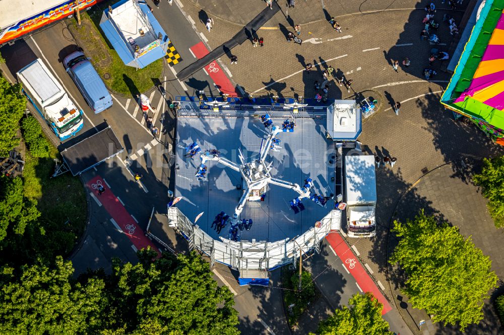 Luftaufnahme Witten - Kirmes - und Rummel- Veranstaltungsgelände beim Volksfest in Witten im Bundesland Nordrhein-Westfalen, Deutschland