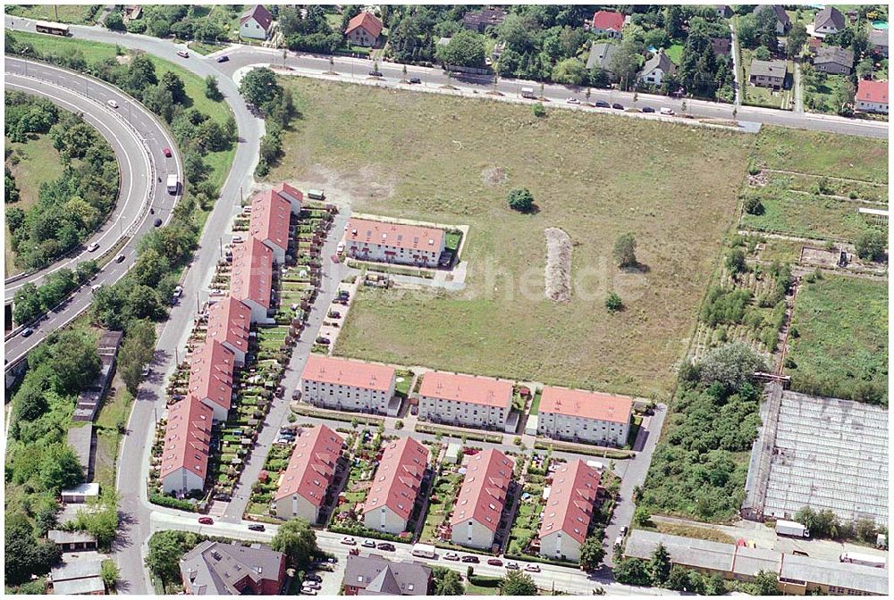 Berlin Altglienicke aus der Vogelperspektive: Kleetausiedlung Berlin Altglienicke