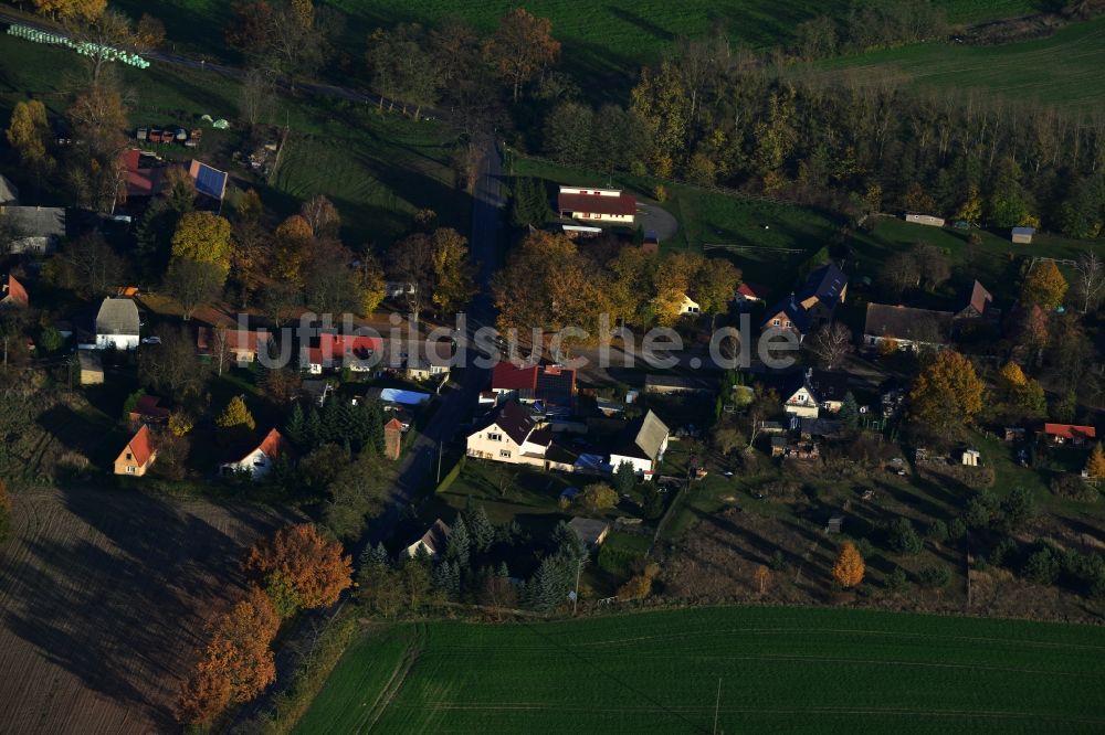 Luftbild Löwenberger Land Klevesche Häuser - Kleine Wohnsiedlung im Ortsteil Klevesche Häuser in Löwenberger Land im Bundesland Brandenburg