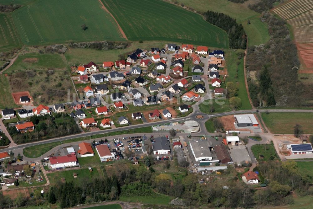 Weinsheim von oben - Kleine Wohnsiedlung in Weinsheim im Bundesland Rheinland-Pfalz