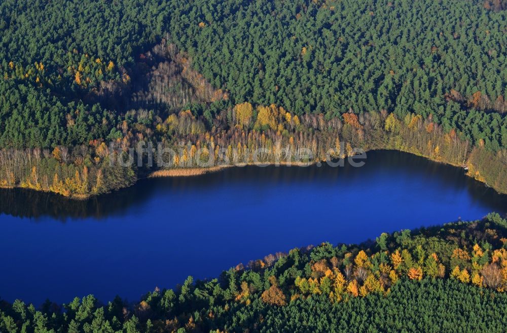 Löwenberger Land von oben - Kleiner Lankesee in Löwenberger Land im Bundesland Brandenburg