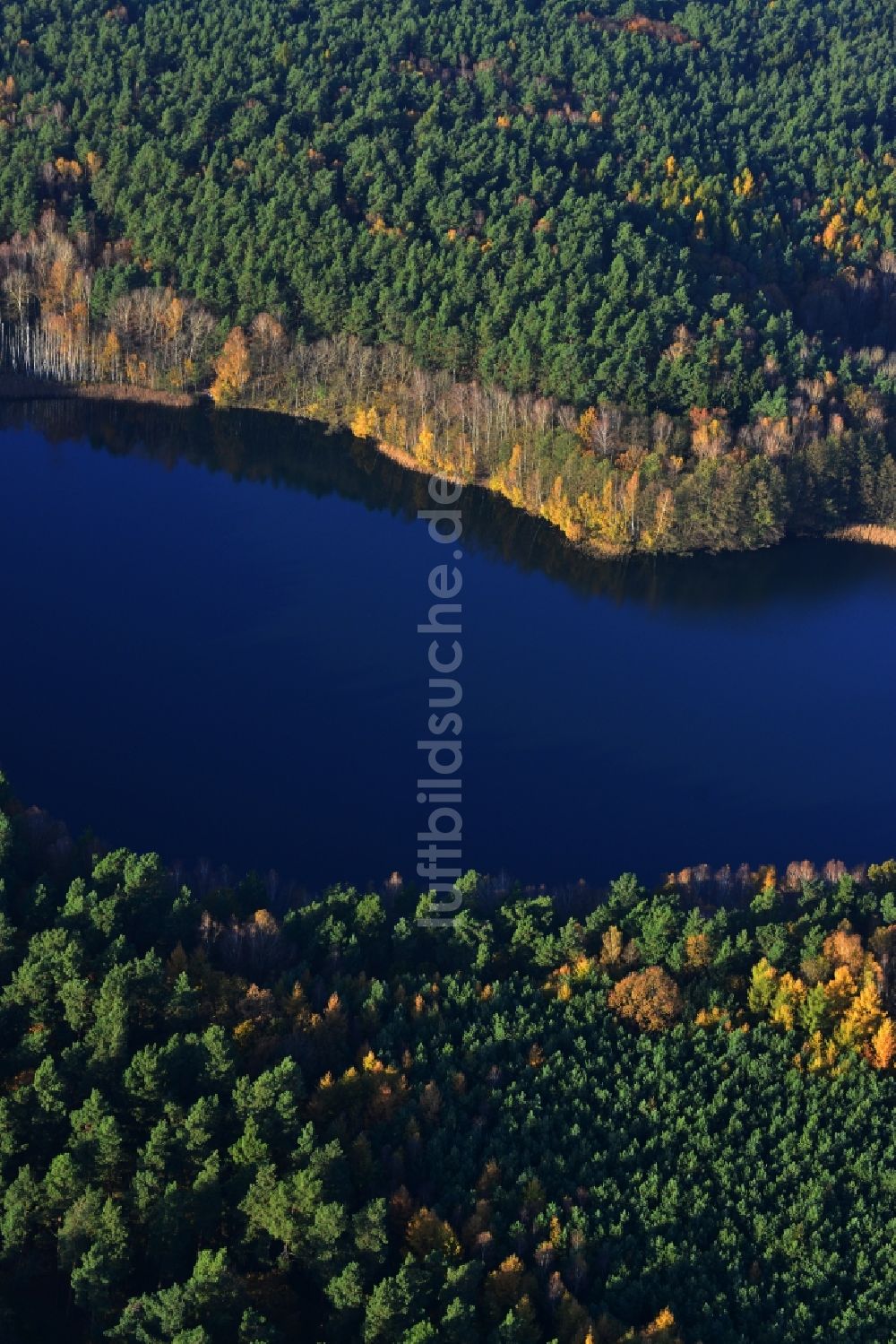 Löwenberger Land von oben - Kleiner Lankesee in Löwenberger Land im Bundesland Brandenburg