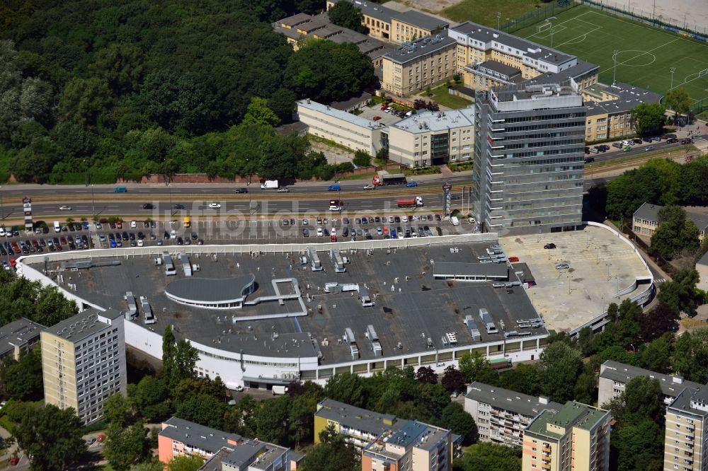 Warschau aus der Vogelperspektive: Klif Shopping Center in der Innenstadt von Warschau in Polen