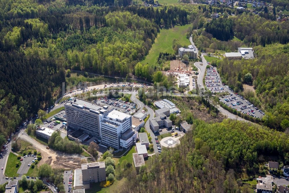 Luftbild Siegen Klinikgelände des Krankenhauses Diakonie Klinikum Jung Stilling in Siegen im