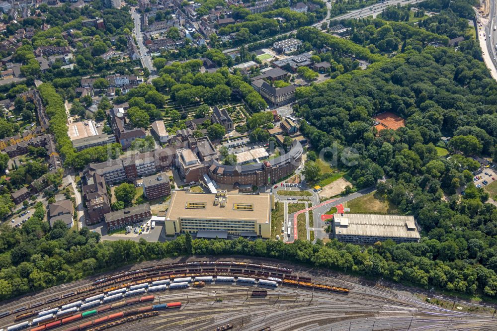 Luftaufnahme Duisburg - Klinikgelände Des Krankenhauses HELIOS Klinikum ...