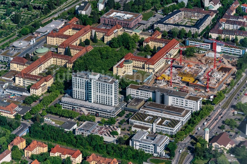 Freiburg im Breisgau aus der Vogelperspektive Klinikgelände des